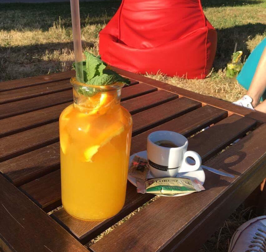 Bašovce餐馆和美食-The Cup Cafe & Home