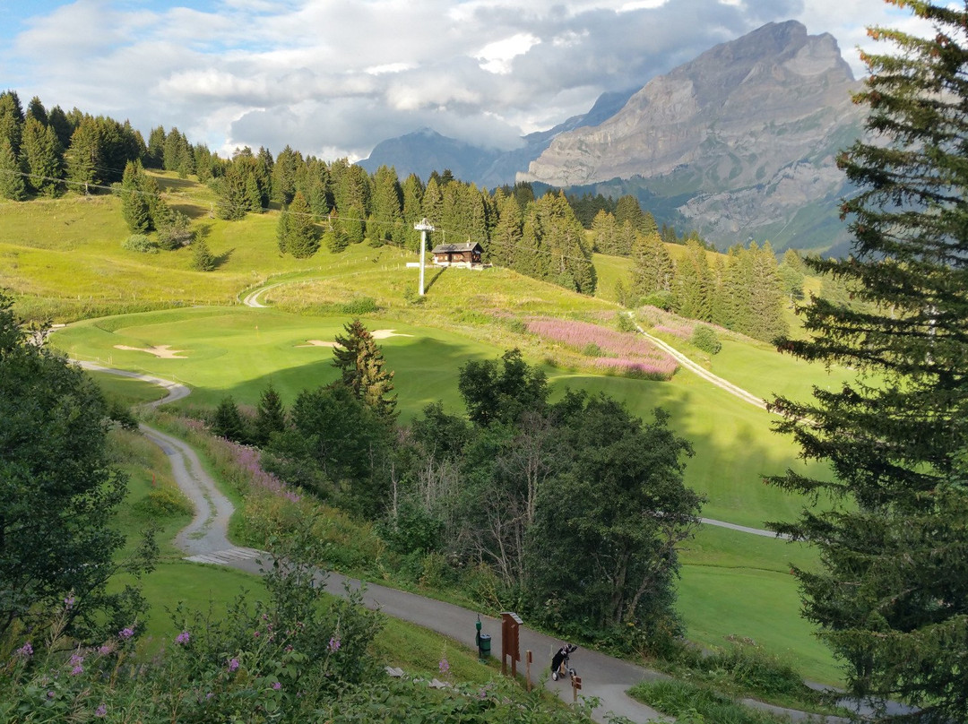 Golf Club Villars-威拉尔-苏-罗伦必去景点