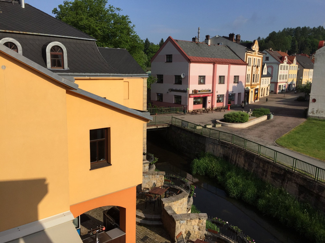 Teplice nad Metuji酒店住宿-Hotel Strelnice