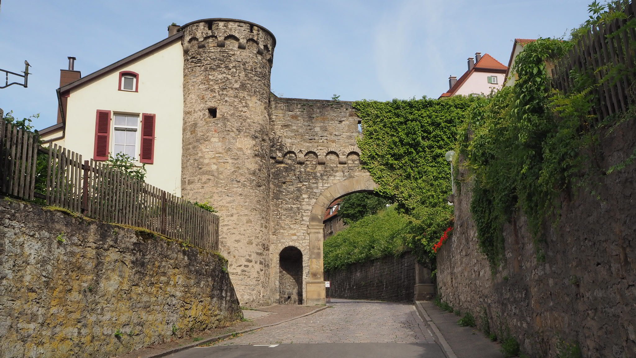 Hotel Herberge Zur Traube-官方