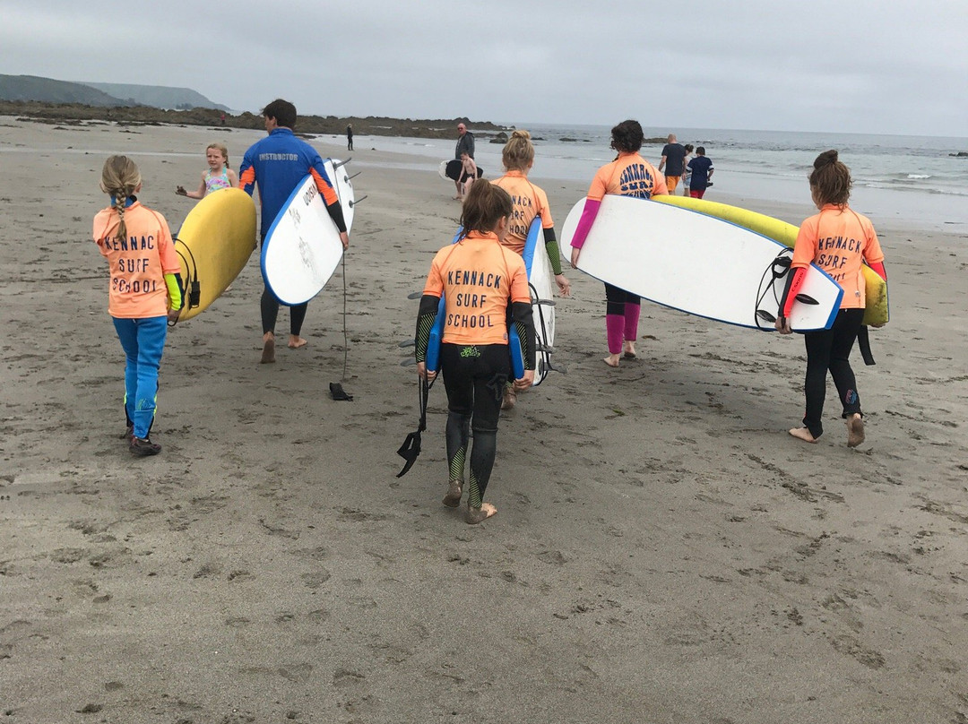 Kennack Sands Surf School景点图片