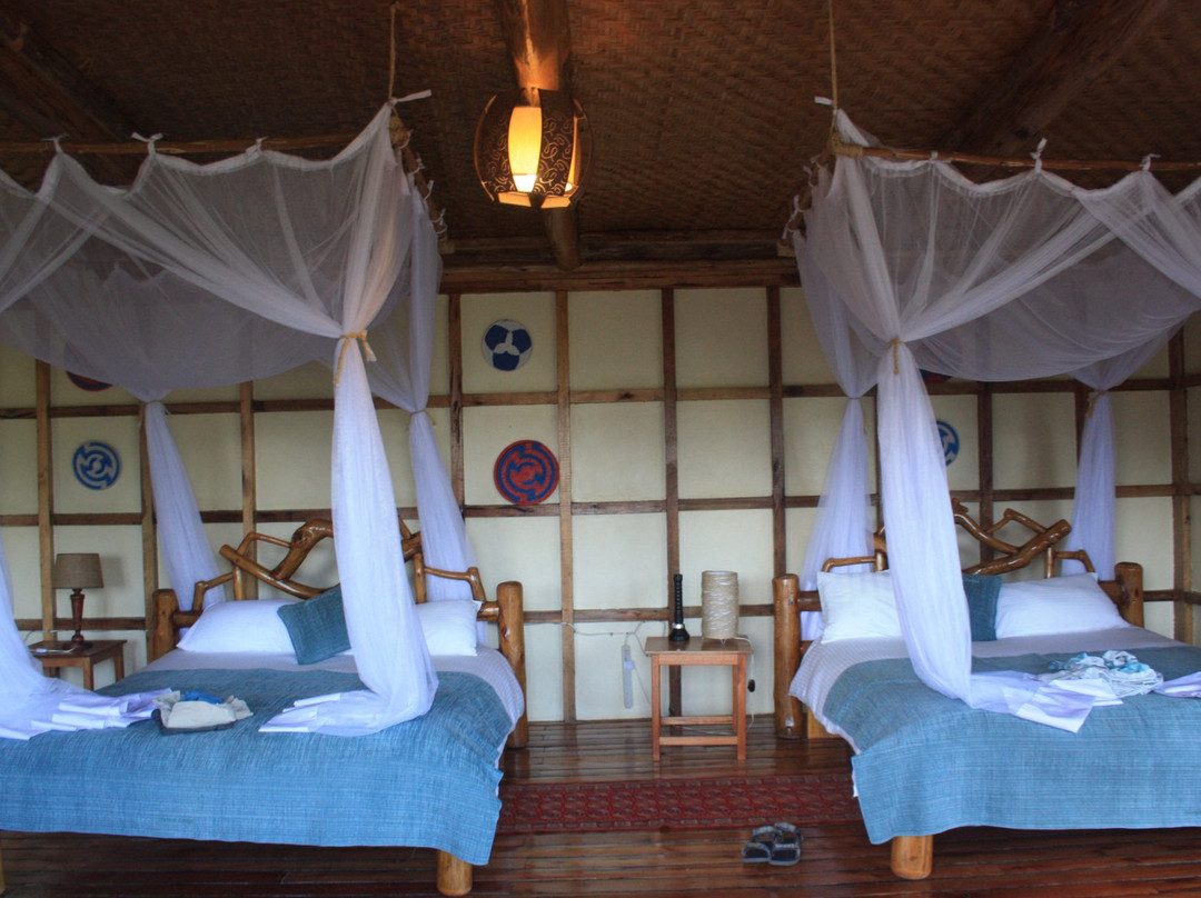 Buhoma Community Haven Lodge