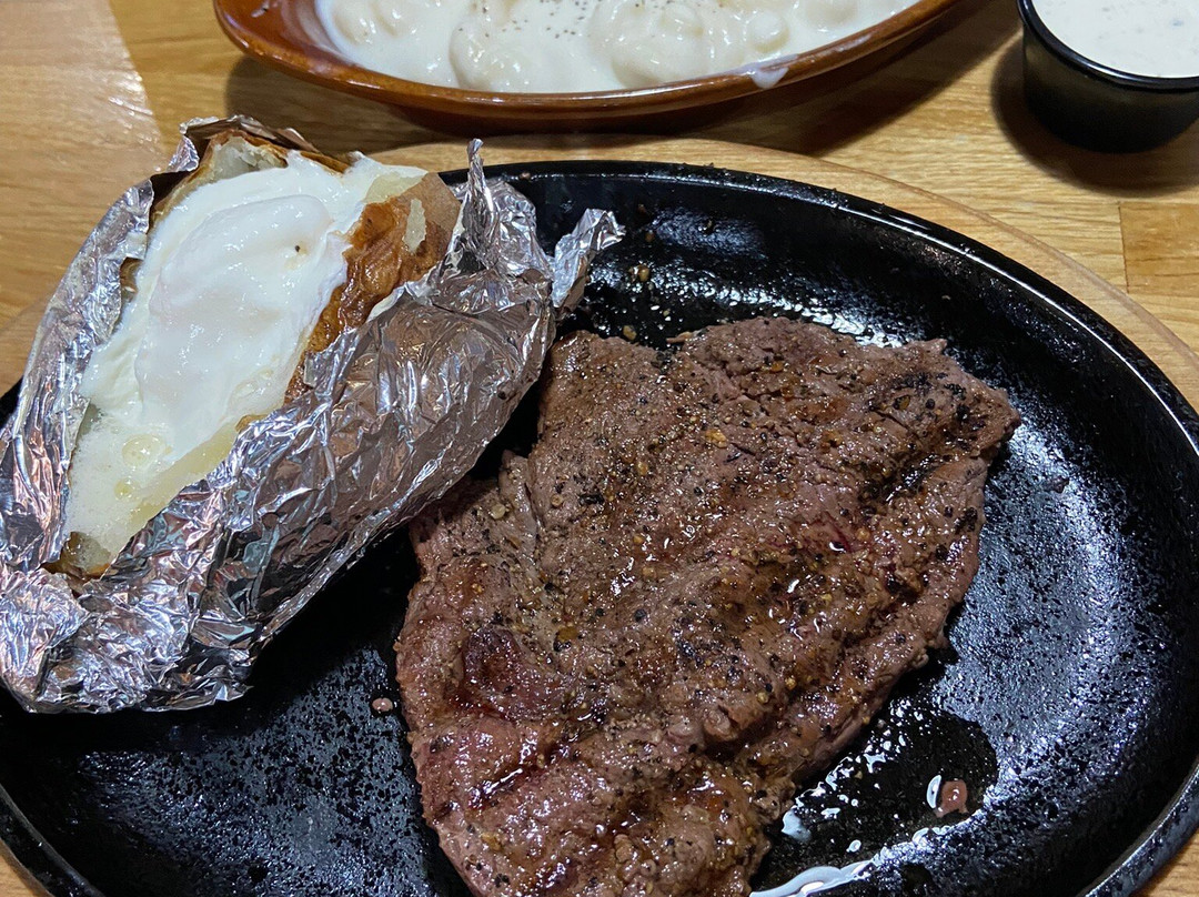 Chief's Roadhouse