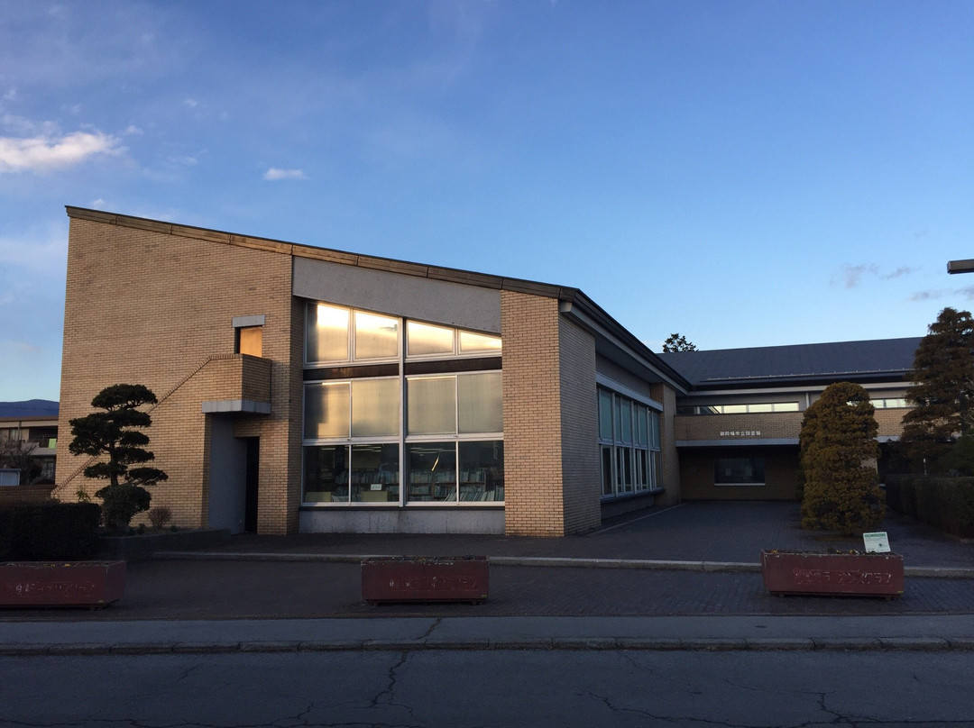 Gotemba City Library景点图片