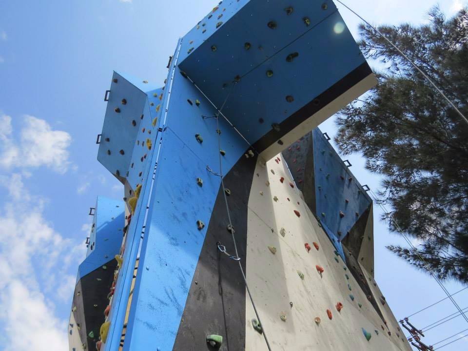 Tiquipaya旅游景点-El Muro Escalada Deportiva
