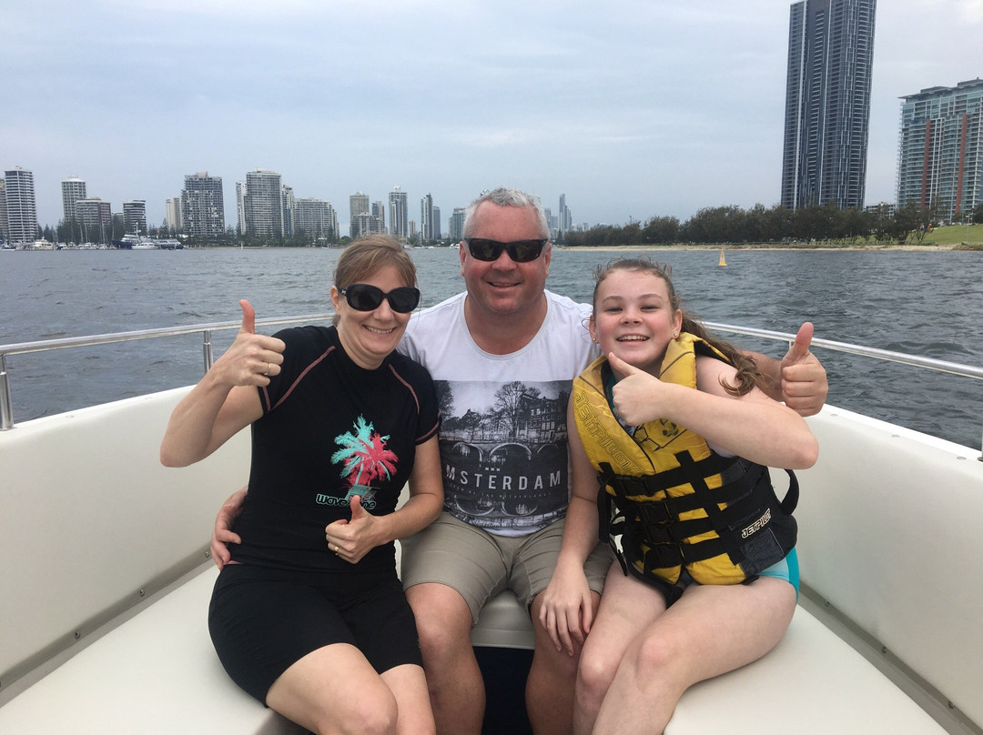 Surfers Paradise Parasail, Jet Ski Hire & Jet Boat Rides-冲浪者天堂必去景点