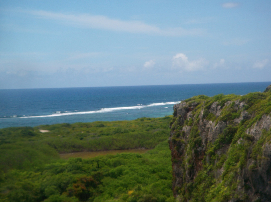 The Caves at Two Foot Bay-巴布达必去景点