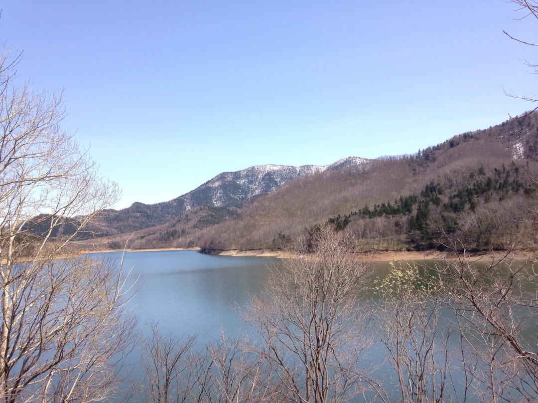 Lake Kanayama-南富良野町必去景点