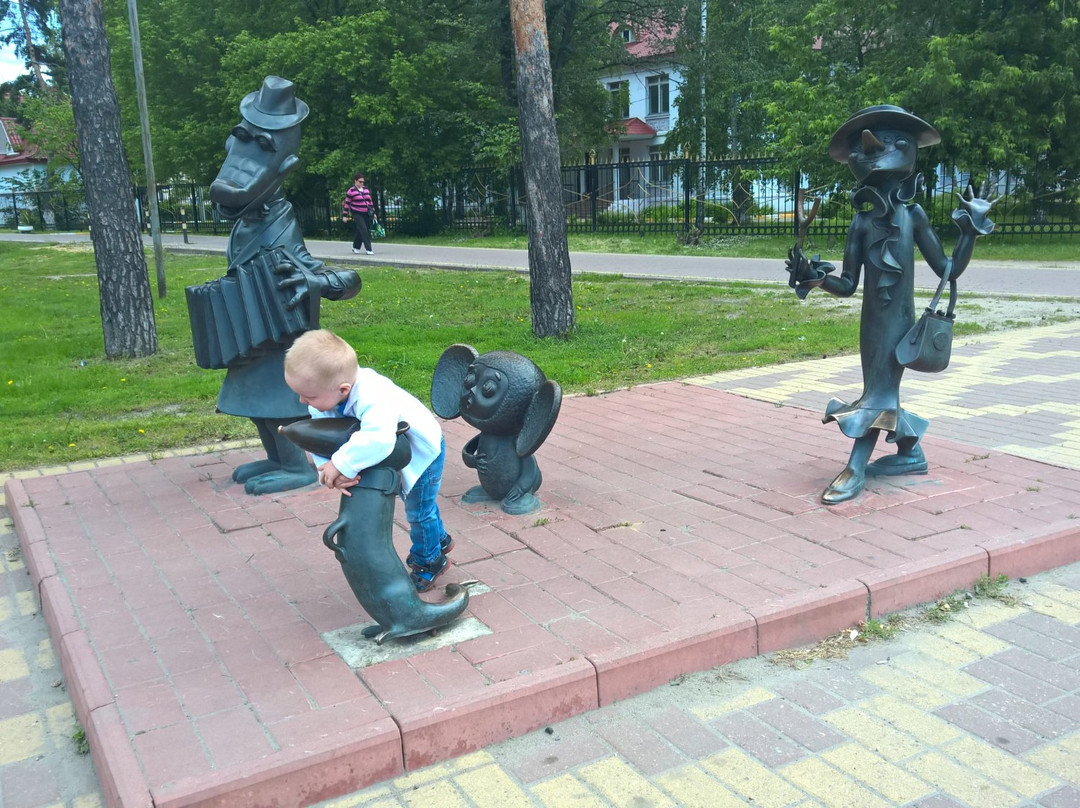 Sculpture Krokodil Gena-拉文沙高必去景点