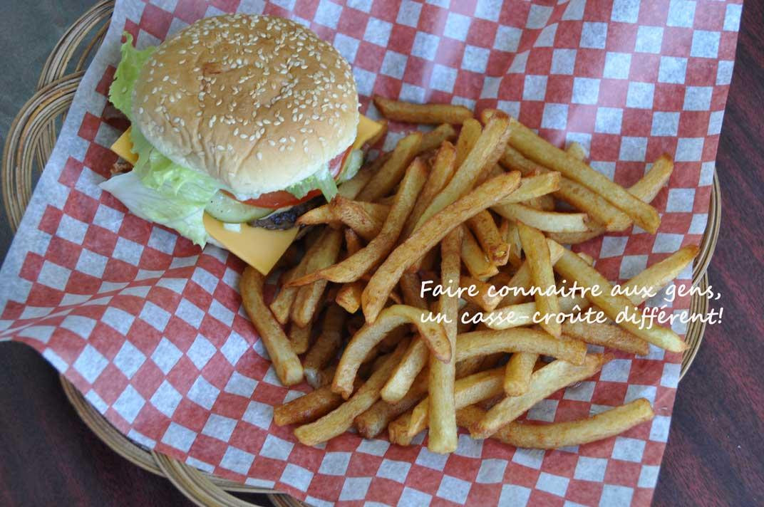 Denholm餐馆和美食-Casse-Croûte La Fringale