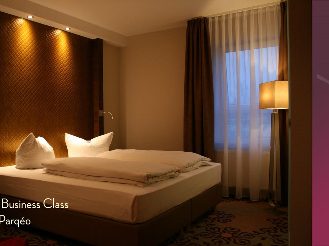 Hotel Parqeo im A66主图