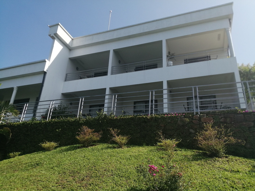 Inn On The Lake Boutique Hotel