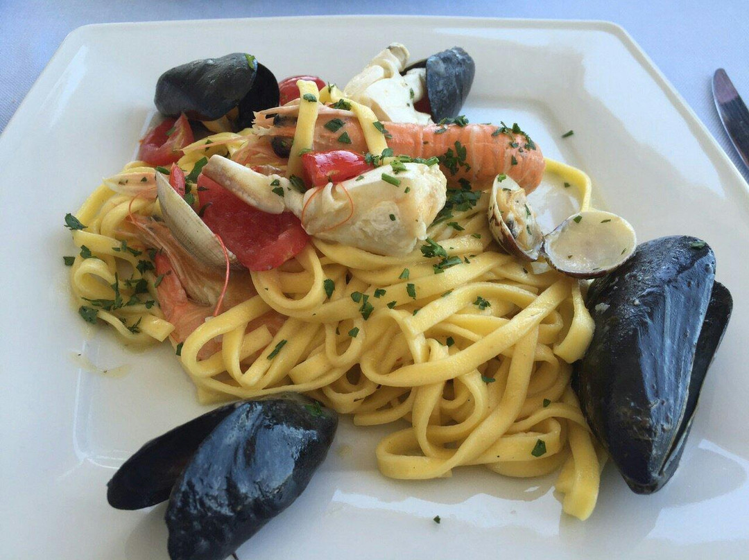 Torre San Sabina餐馆和美食-hotel ristorante pizzeria bar  MIRAGE