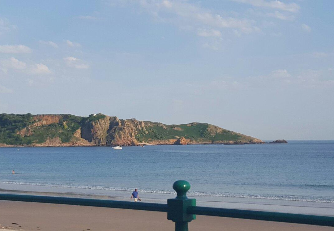 St. Brelade's Bay Beach-圣布雷拉德必去景点