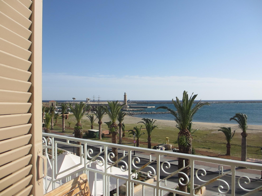 Rethymno Beach-雷斯蒙必去景点