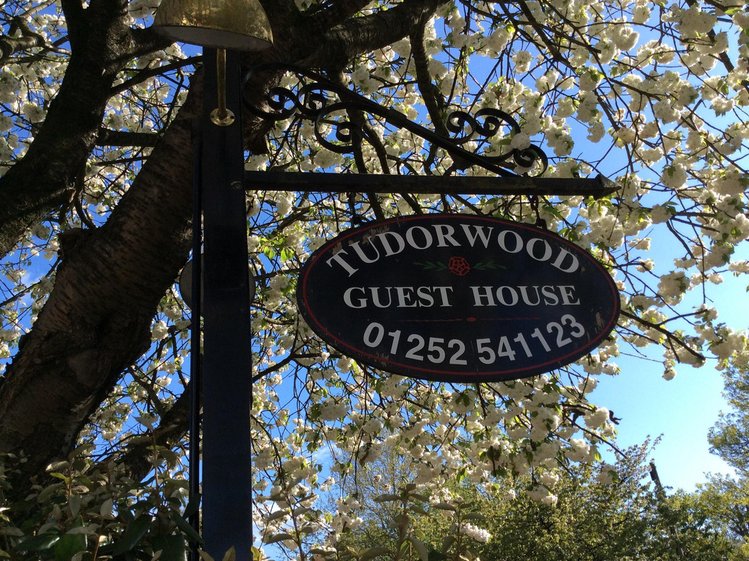 Tudorwood Guest House主图