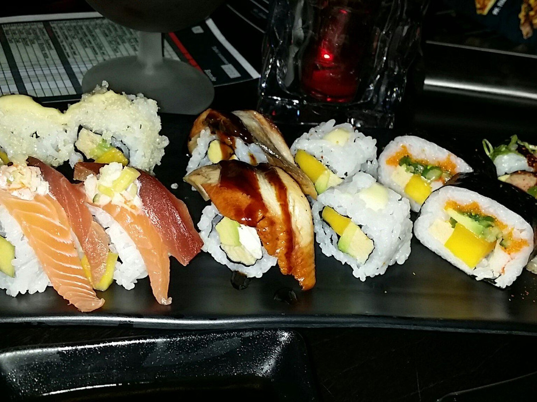 赫伦餐馆和美食-Sushi & Grill