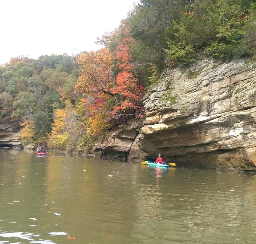 Sugar Valley Canoe Trips-Marshall必去景点
