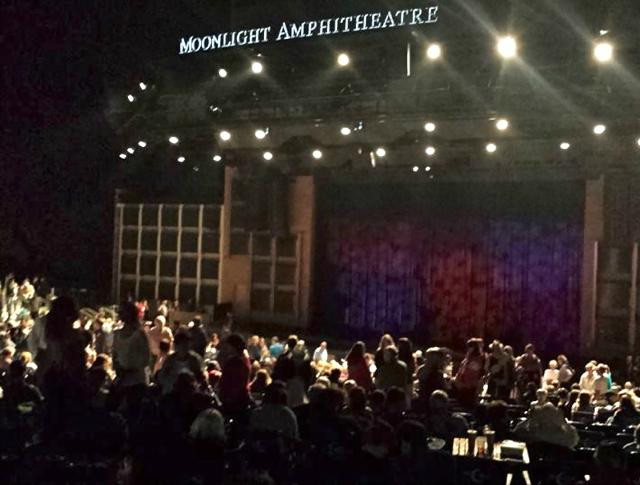 Moonlight Ampitheatre-维斯塔必去景点