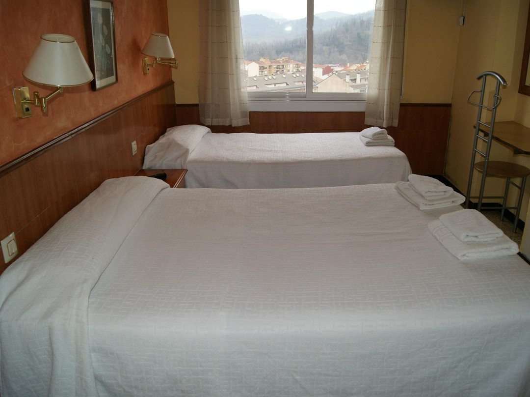 Hostal Sant Bernat主图