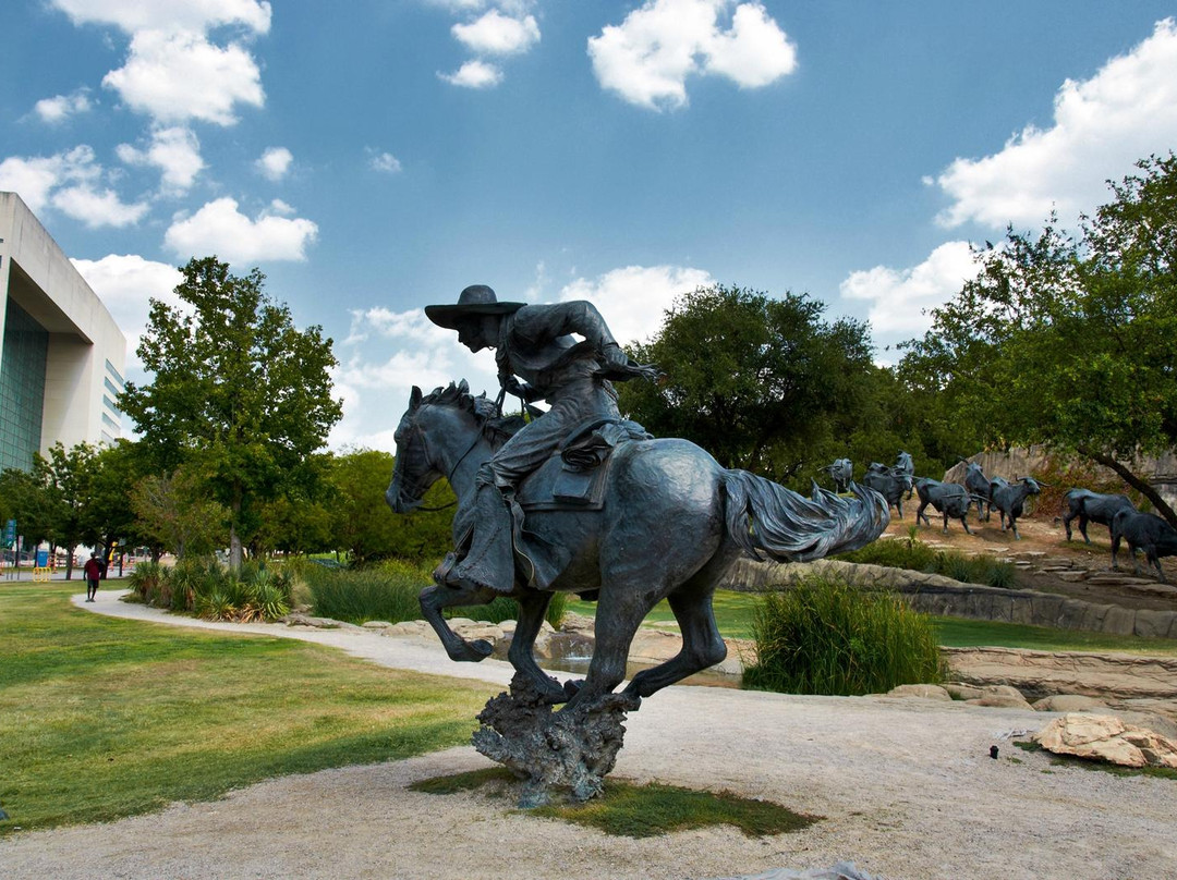 开拓者广场-达拉斯必去景点