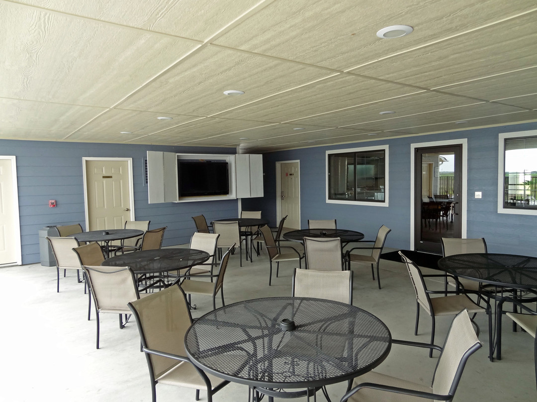 Southern Inn and Suites Kenedy主图