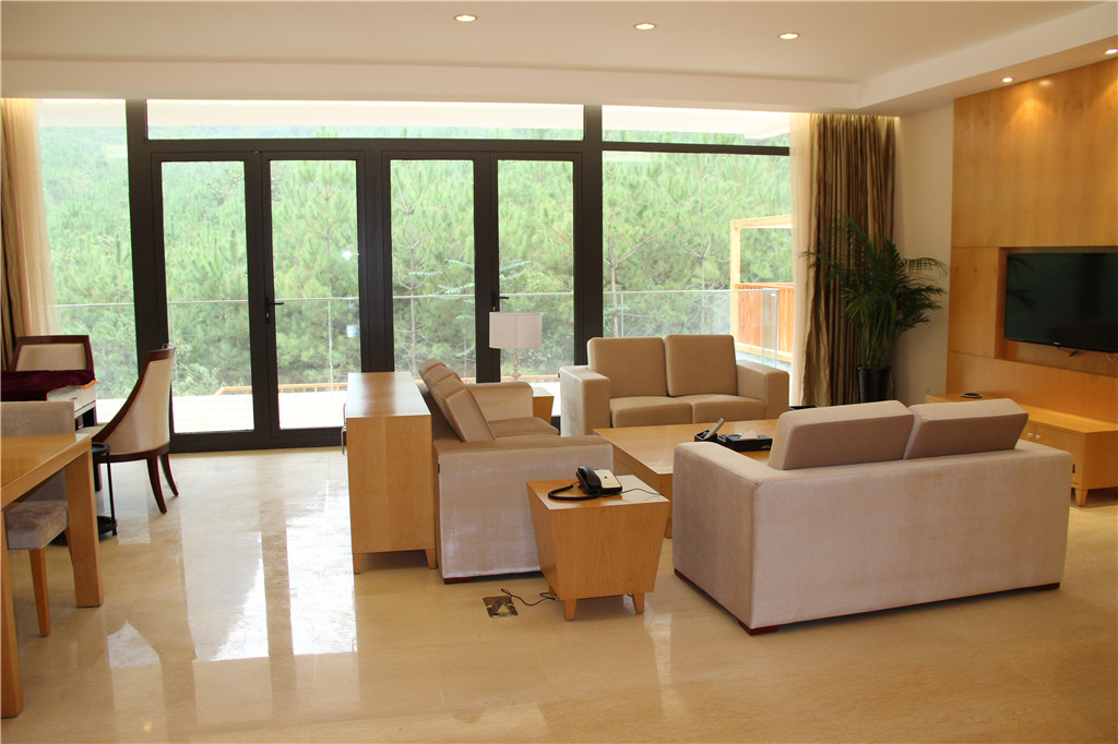 山水皇家驿栈度假酒店主图