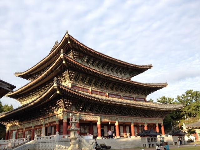 药泉寺-西归浦市必去景点