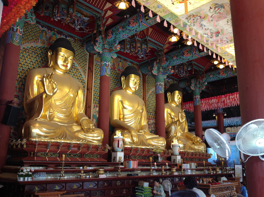 曹溪寺景点图片
