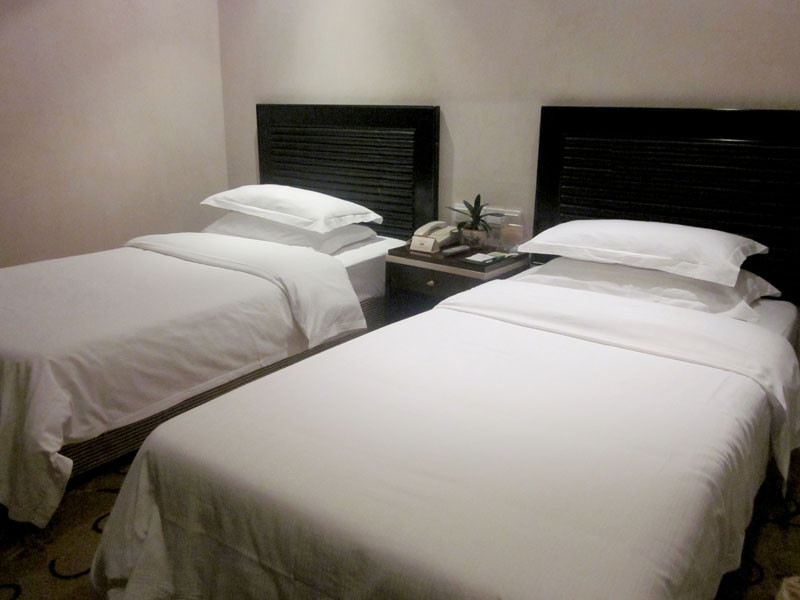 雄飞锦绣花园酒店主图