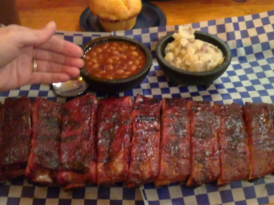 Famous Dave's Bar-B-Que