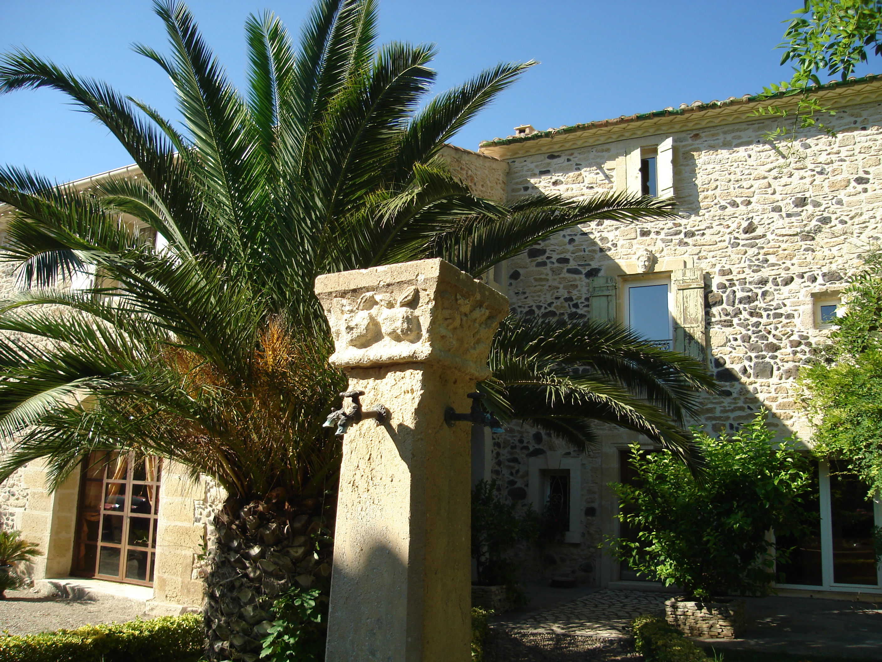 Domaine de la Roquette-官方