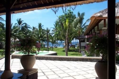 杰盼巴厘度假村主图