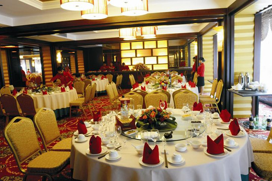 新西街国际大酒店主图