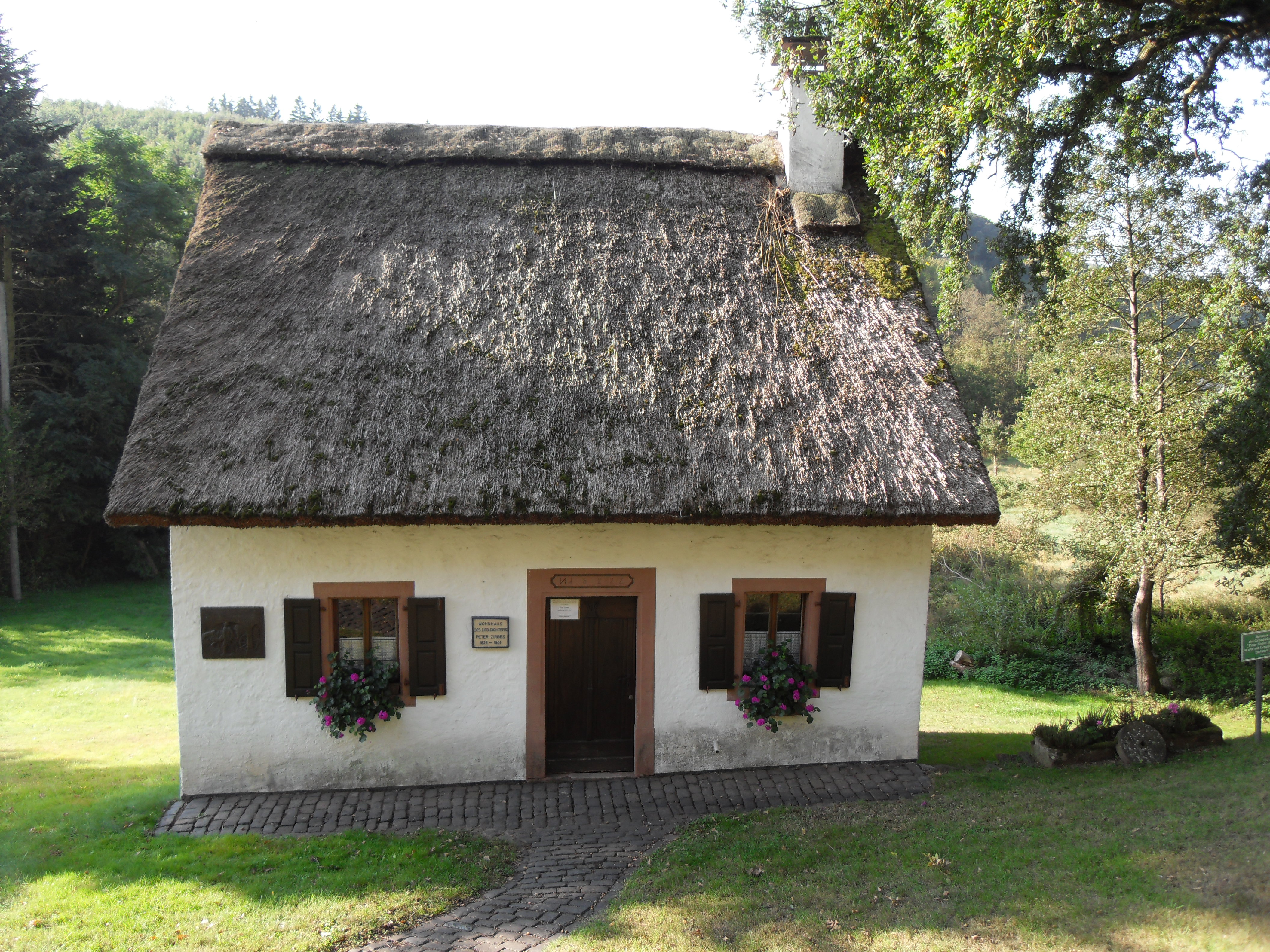 Eifel Hotel Lamberty-客卧