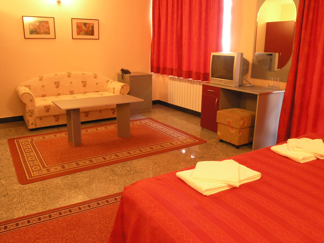 Hotel Ertancom主图