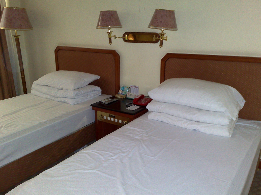 其士大酒店(信阳)主图