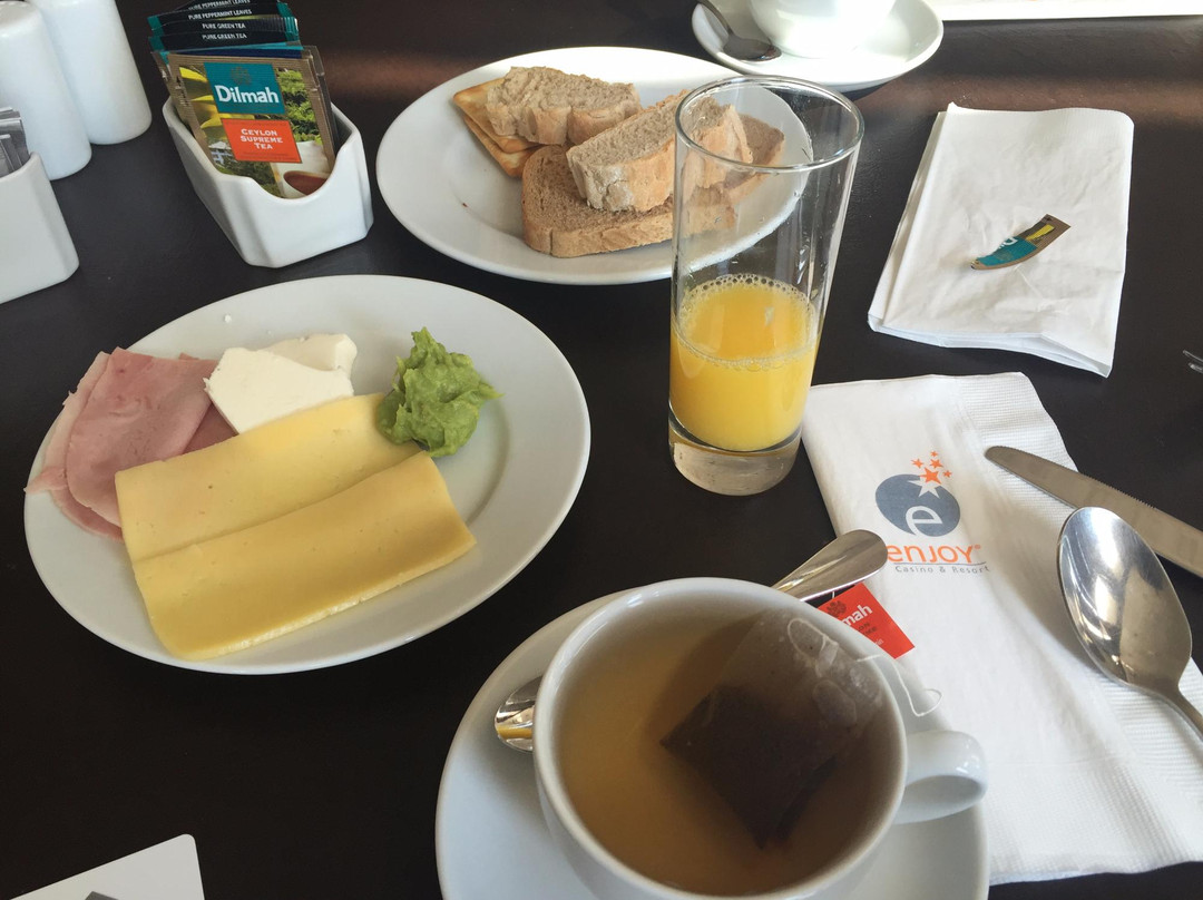 Casas de Chacabuco餐馆和美食-La Barquera