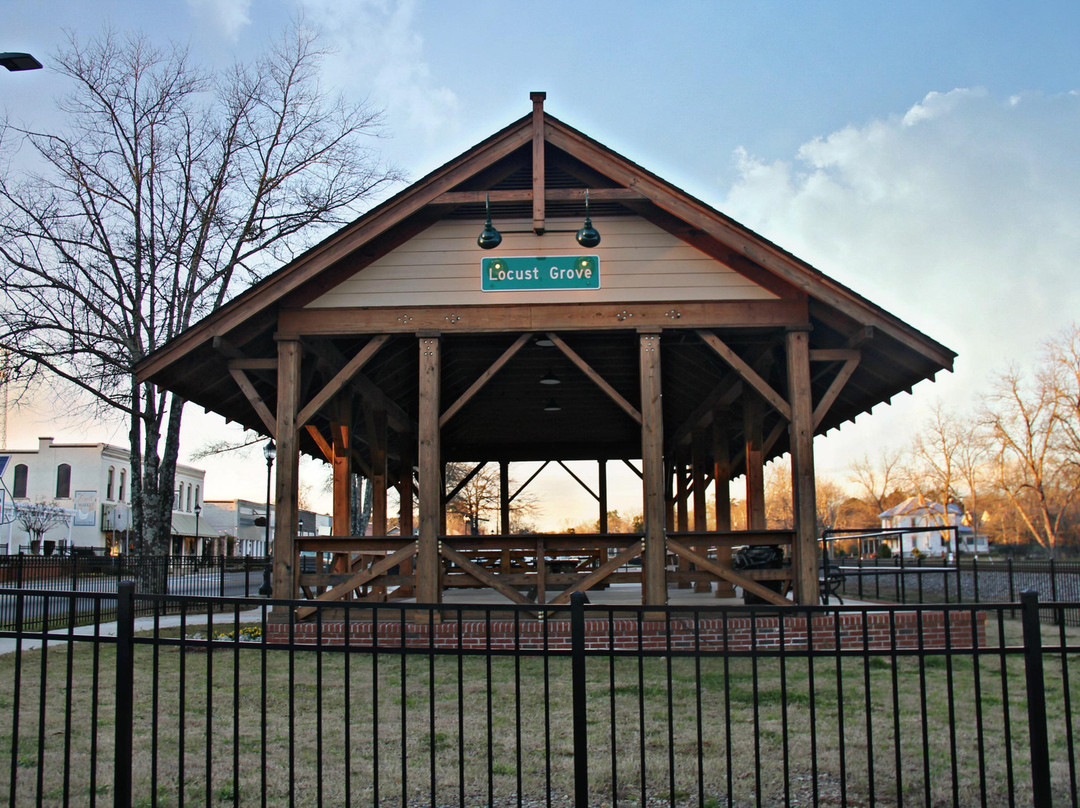 Locust Grove Train Viewing Platform-Locust Grove必去景点