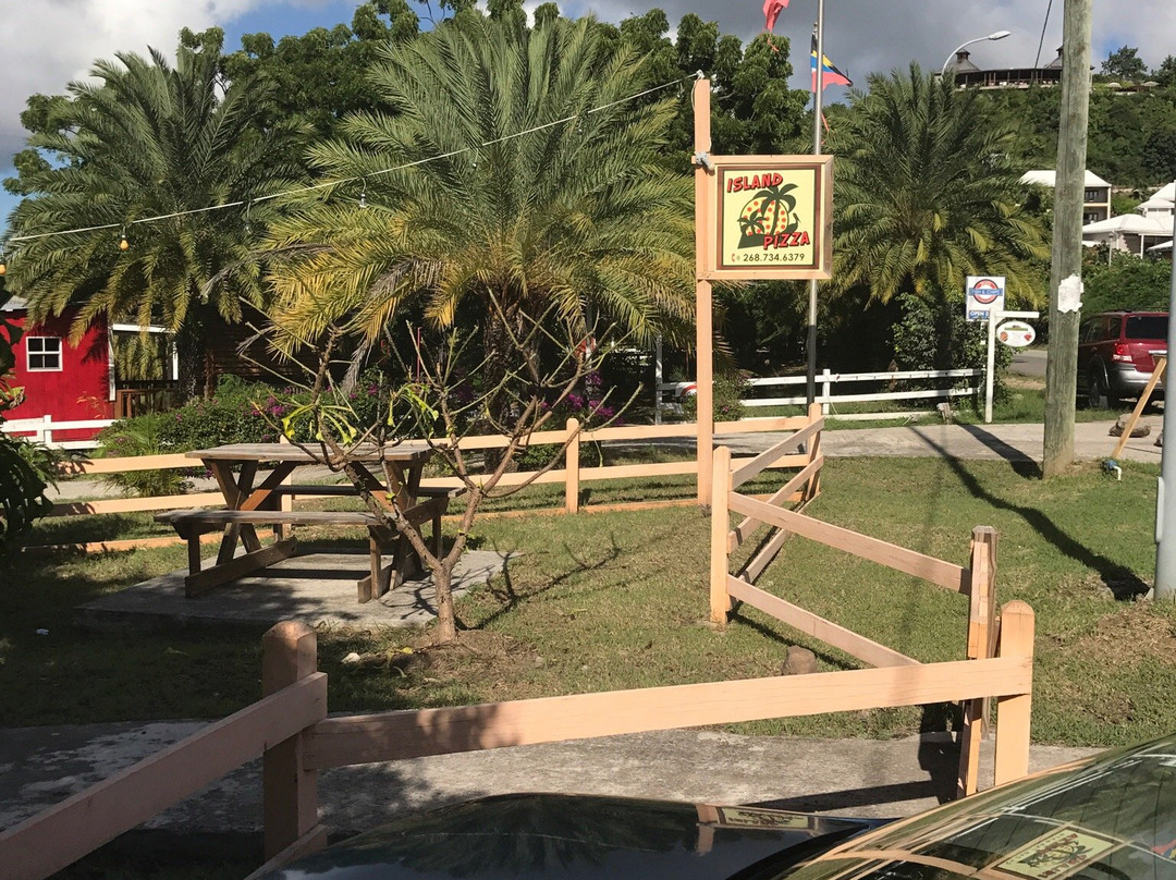 Turners Beach餐馆和美食-Perry's Island Pizza