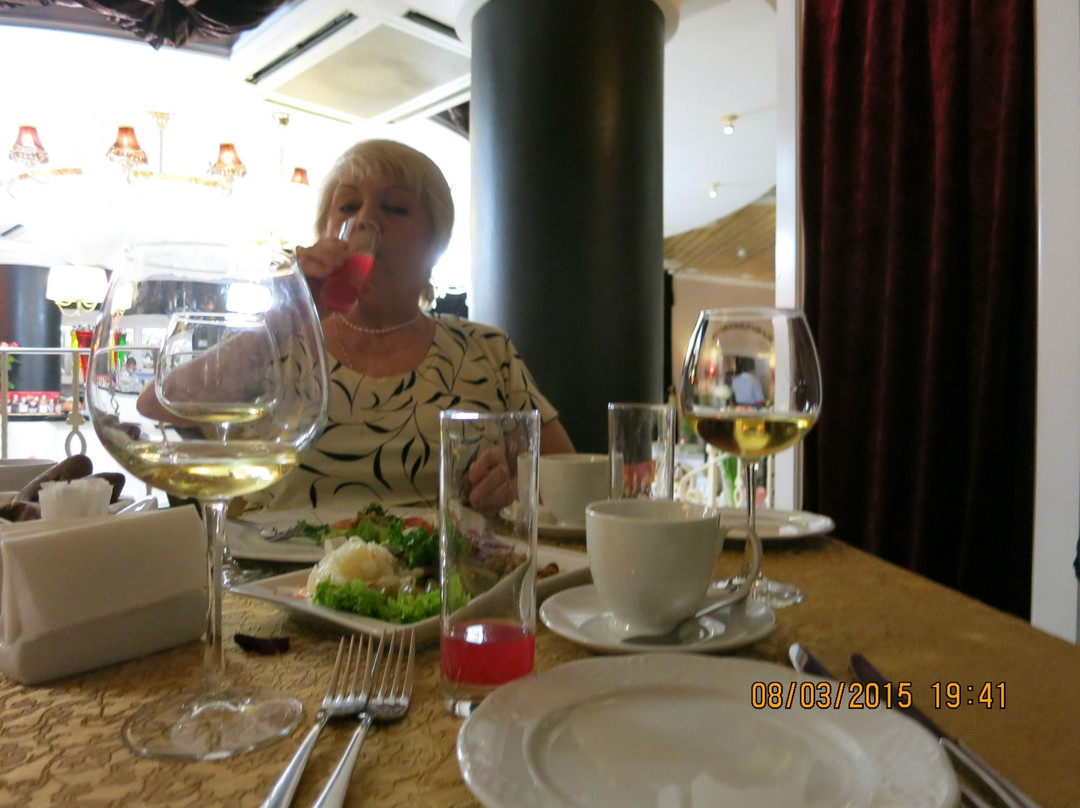 Mayskiy餐馆和美食-12 Stuliev