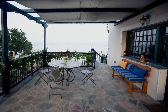 Magic Balcony Suite Apartments