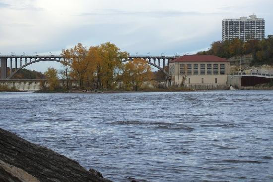 明尼哈哈公园-明尼阿波利斯必去景点