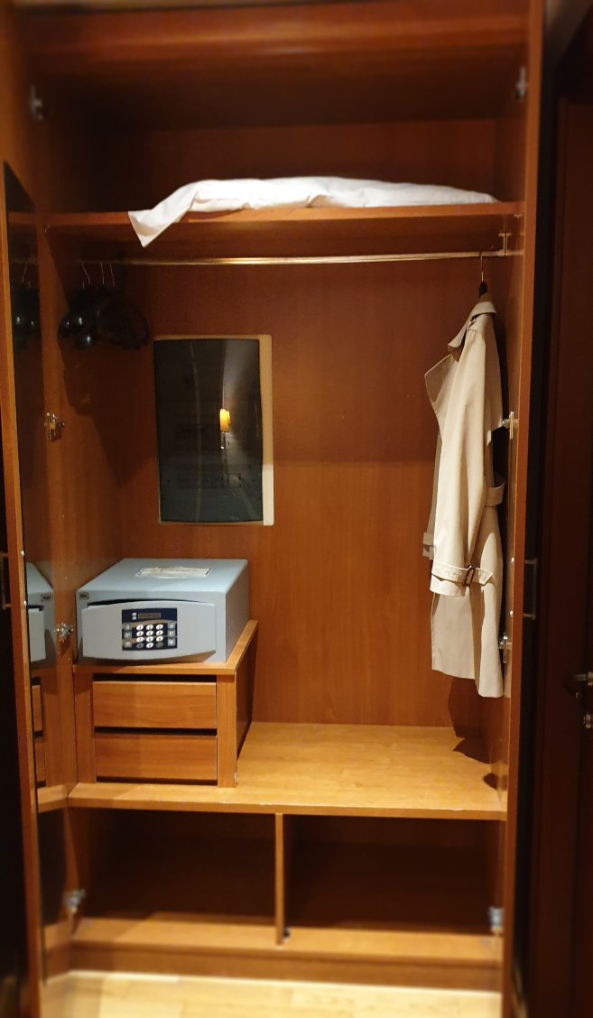 西佛罗伦萨酒店-客卧