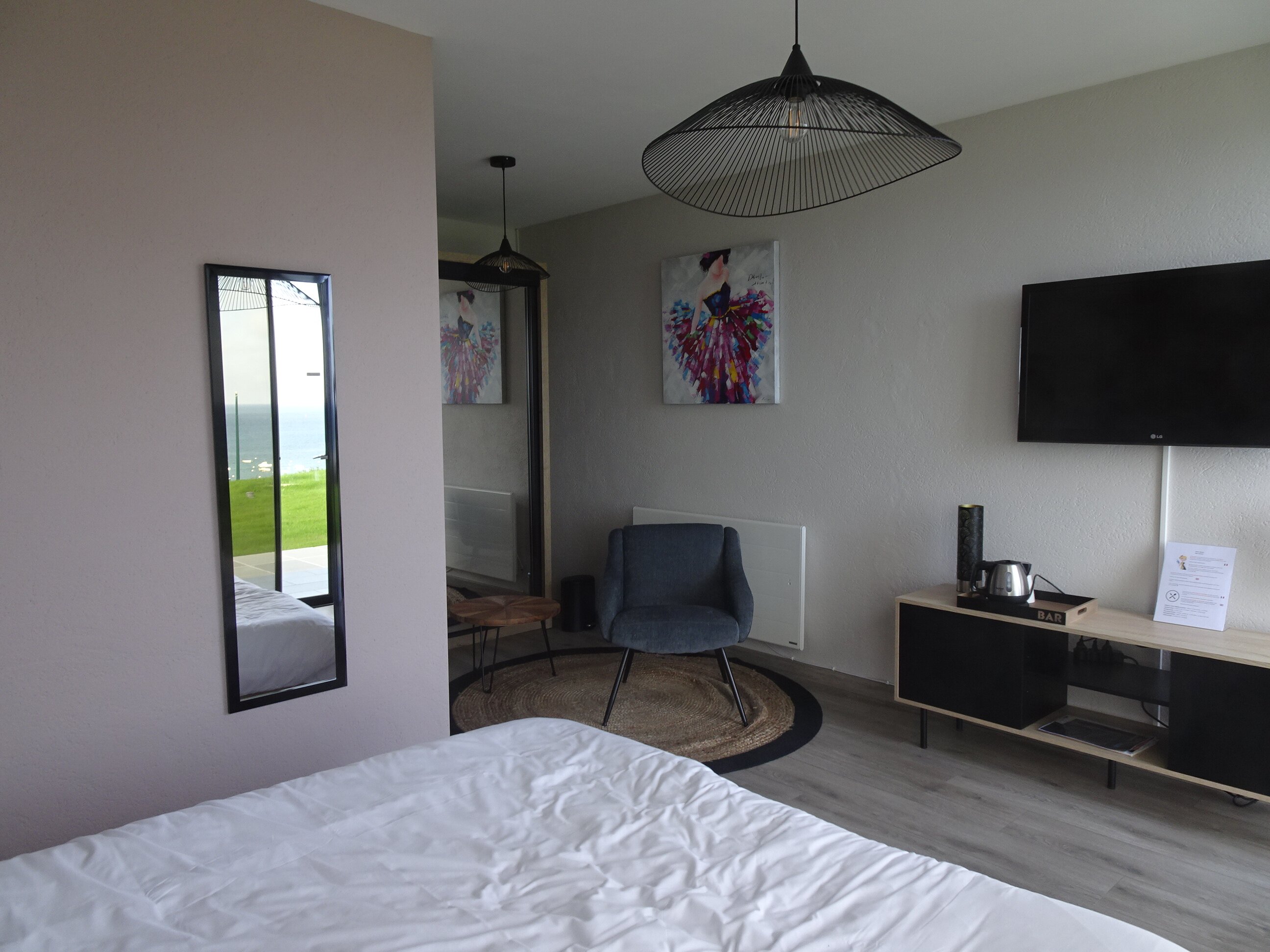 布兹讷维兹地区酒店-客卧