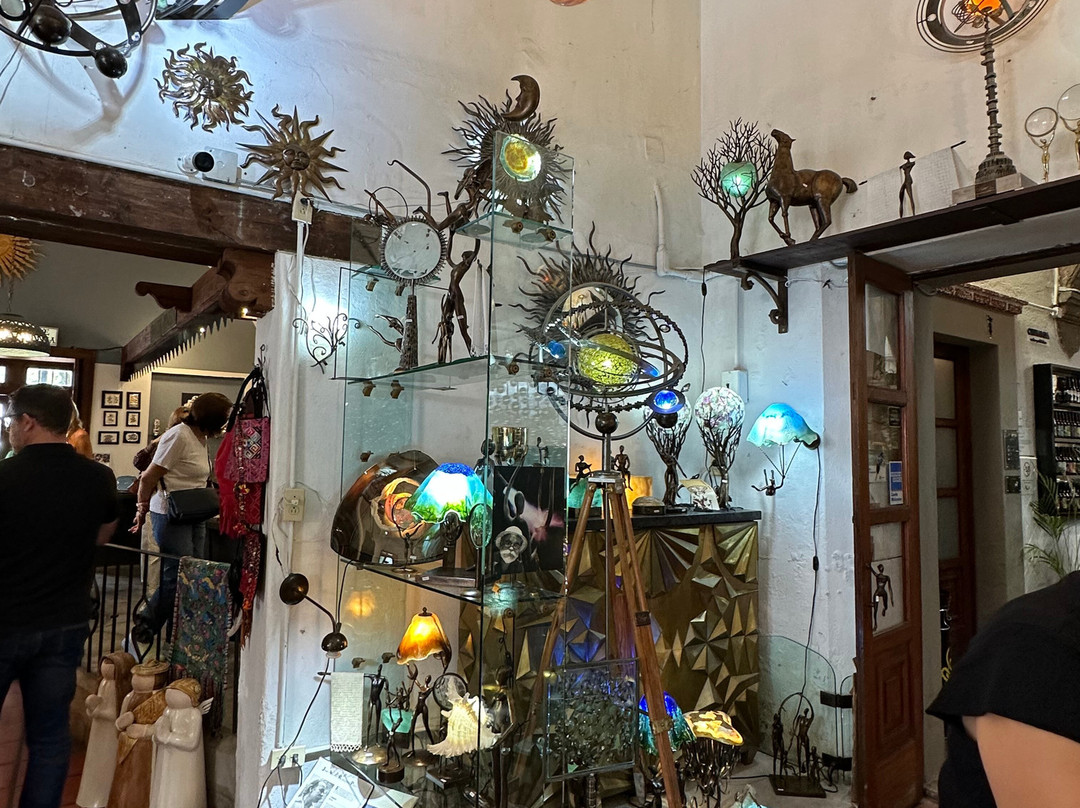 Bazaar Sábado-墨西哥城必去景点