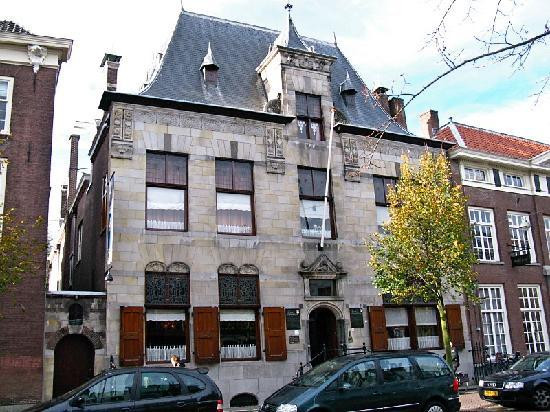 Museumbezoek Huis Van Meerten-代尔夫特必去景点