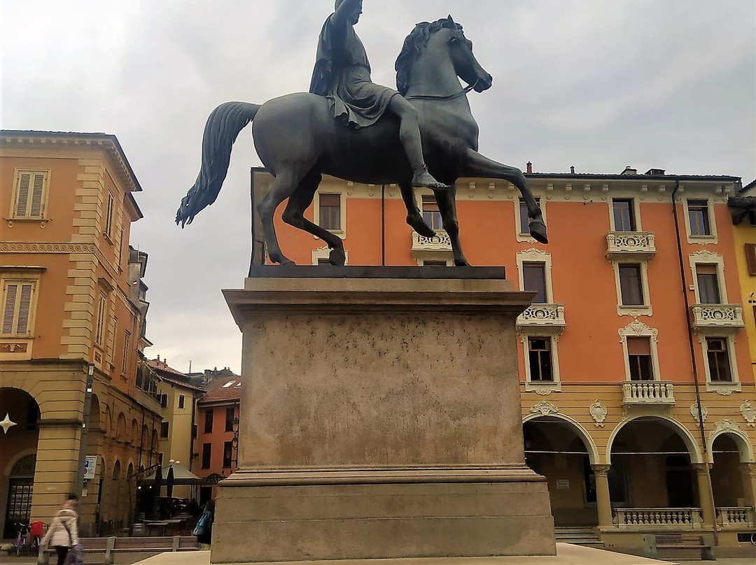 Piazza Mazzini (o del Cavallo)景点图片