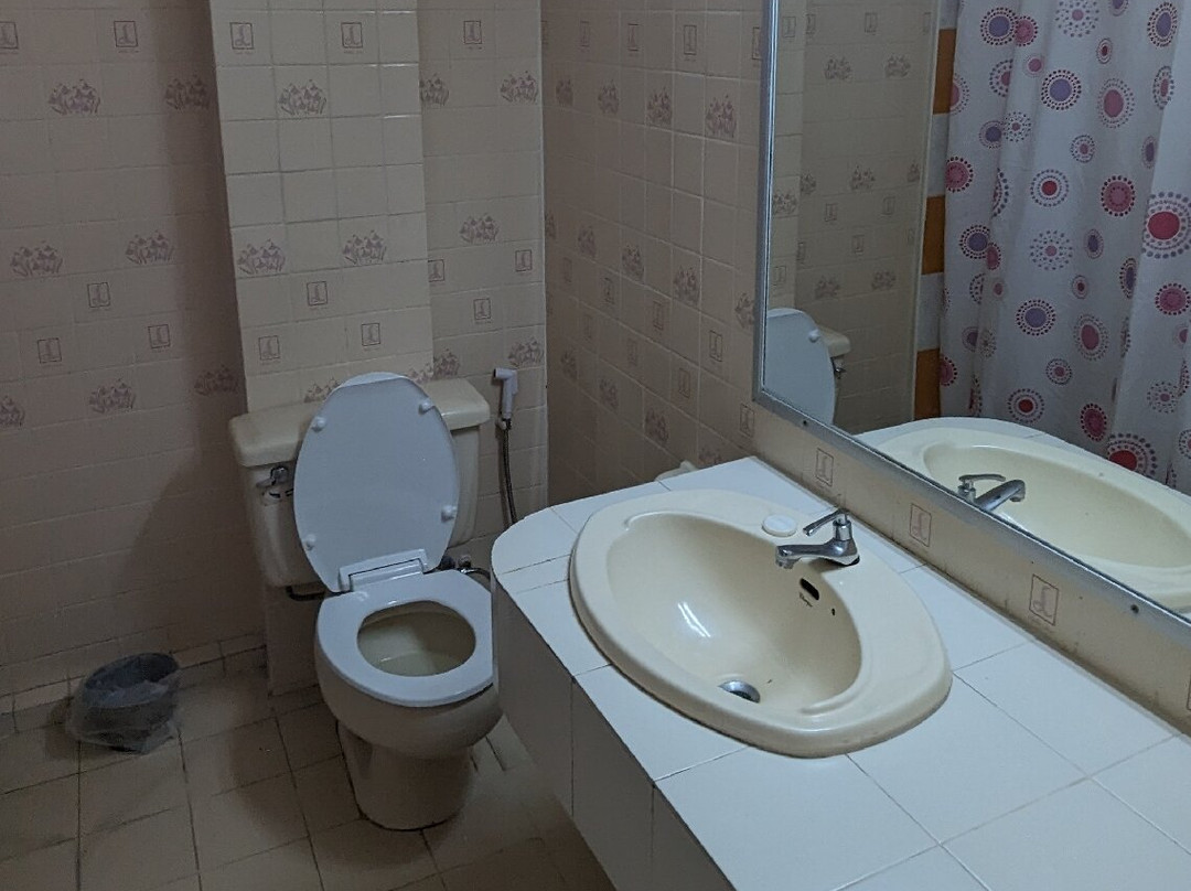 Lake Inn Hotel主图