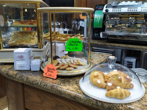 Caffetteria tavola calda Pizza & Cor